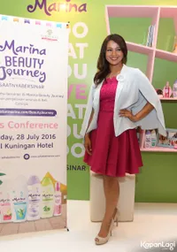 Foto Dellie Treesyadinda