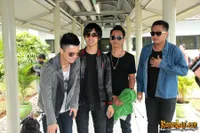 Foto Derby And The Revolution