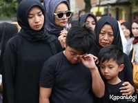 Foto Dessy Rosalianita