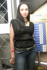 Foto Deswita Maharani