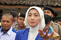 Foto Desy Ratnasari
