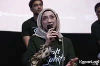 Foto Desy Ratnasari