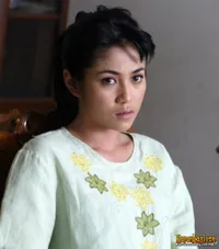 Foto Dewi Astri