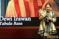 Foto Dewi Irawan