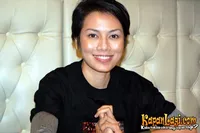 Foto Dewi Lestari