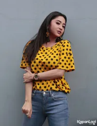 Foto Dewi Perssik