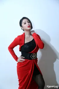Foto Dewi Perssik