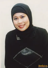 Foto Dewi Yull