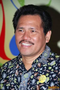 Foto Dharma Oratmangun