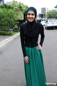 Foto Dhini Aminarti