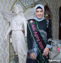 Foto Dhini Aminarti