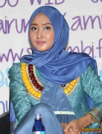 Foto Dian Pelangi