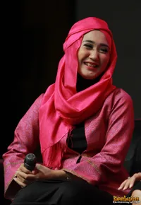 Foto Dian Pelangi