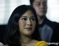 Foto Dian Sastrowardoyo
