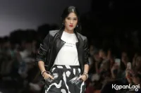 Foto Dian Sastrowardoyo