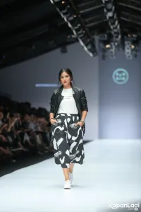 Foto Dian Sastrowardoyo