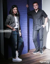 Foto Dian Sastrowardoyo