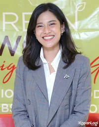 Foto Dian Sastrowardoyo