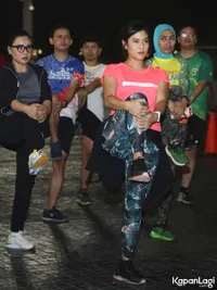 Foto Dian Sastrowardoyo