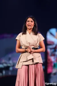 Foto Dian Sastrowardoyo