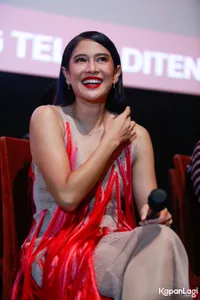 Foto Dian Sastrowardoyo