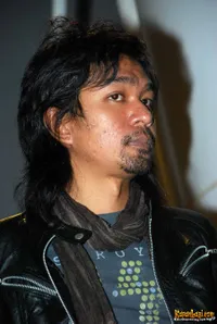 Foto Dimas Djayadiningrat