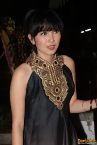 Foto Dinda Kanyadewi