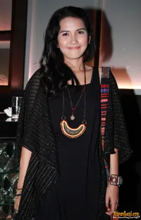 Foto Dinda Kanyadewi