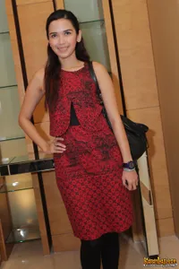 Foto Dinda Kanyadewi