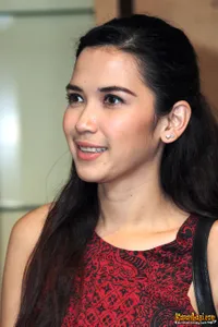 Foto Dinda Kanyadewi