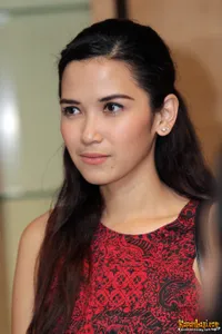 Foto Dinda Kanyadewi