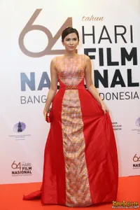 Foto Dinda Kanyadewi