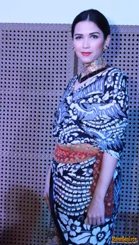 Foto Dinda Kanyadewi