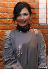 Foto Dinda Kanyadewi