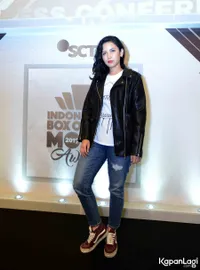 Foto Dinda Kanyadewi