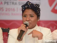Foto Dira Sugandi