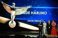 Foto Dude Harlino