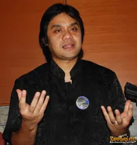 Foto Dwiki Dharmawan