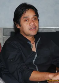 Foto Dwiki Dharmawan