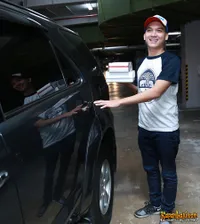 Foto Egi John Foreisythe