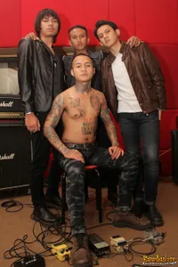 Foto Eighteen Plus Band