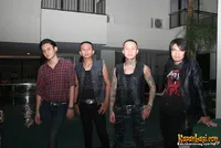 Foto Eighteen Plus Band