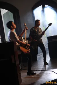 Foto Eighteen Plus Band