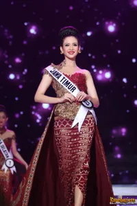 Foto Elvira Devinamira