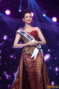 Foto Elvira Devinamira