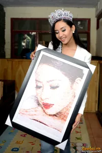 Foto Elvira Devinamira