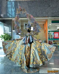 Foto Elvira Devinamira