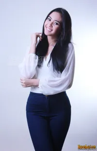 Foto Elvira Devinamira