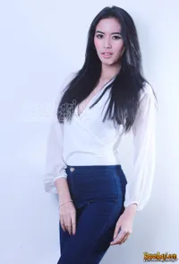 Foto Elvira Devinamira