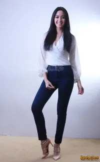 Foto Elvira Devinamira